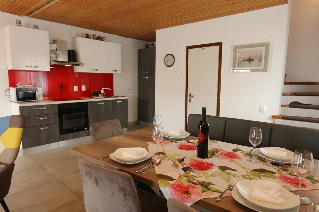 House Zbasnik Βίλα Klimno Εξωτερικό φωτογραφία