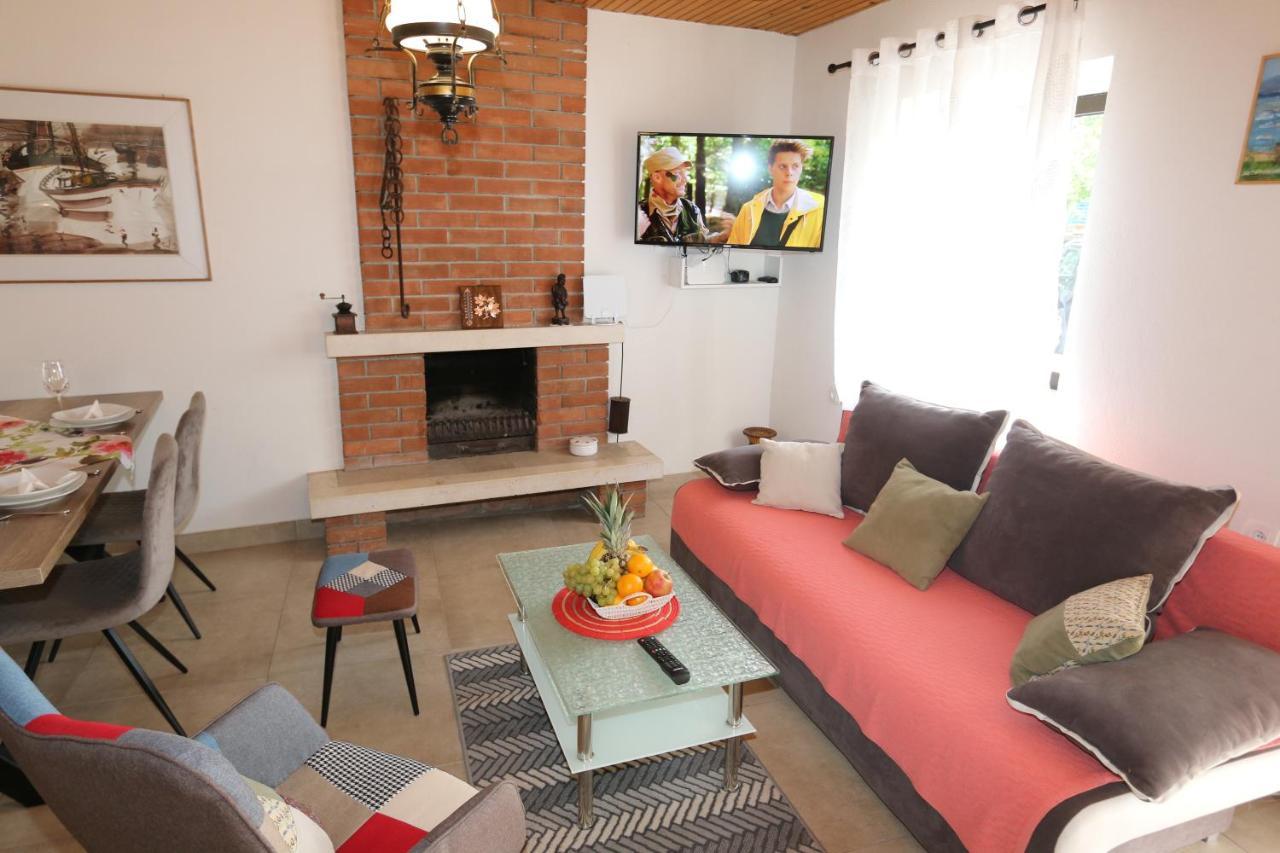 House Zbasnik Βίλα Klimno Εξωτερικό φωτογραφία